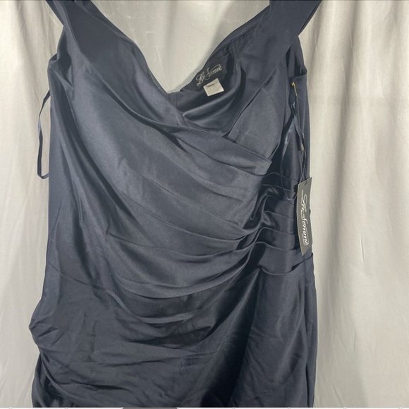 NWT $495 La Femme [‎ 18 ] Off Shoulder Ruched Satin Trumpet Gown in Navy #Q254 - Picture 5 of 13